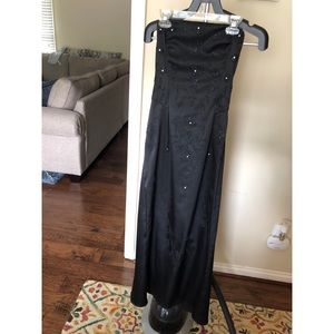 Strapless Formal / Prom dress